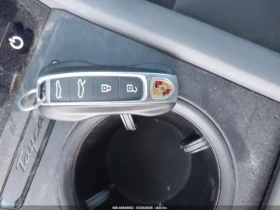 Porsche Taycan 4S, снимка 14