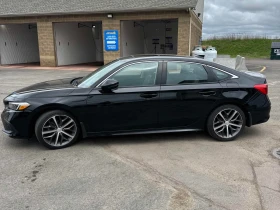 Honda Civic Sedan / Touring / CARFAX, снимка 3