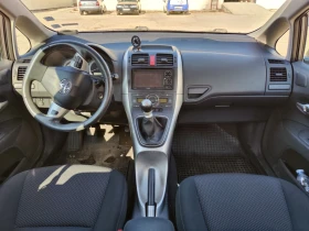 Toyota Auris 1.4d, снимка 14