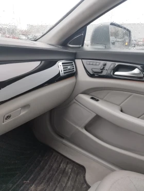  Mercedes-Benz CLS 35...