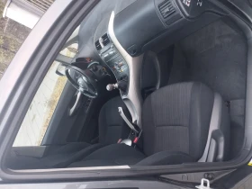 Обява за продажба на Toyota Auris 2.0 D4D ~7 000 лв. - изображение 7 | Auto.bg Обява за продажба на Toyota Auris 2.0 D4D ~7 000 лв. - изображение 7