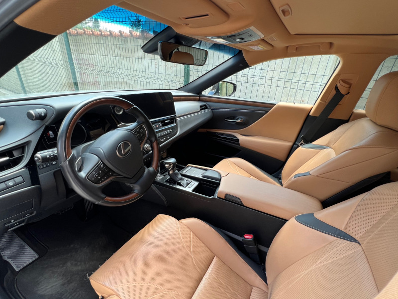Lexus ES 300h LUXURY, снимка 8 - Автомобили и джипове - 46409522