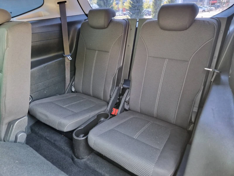 Opel Zafira 2.0 / АВТОМАТИК , снимка 14 - Автомобили и джипове - 43329159