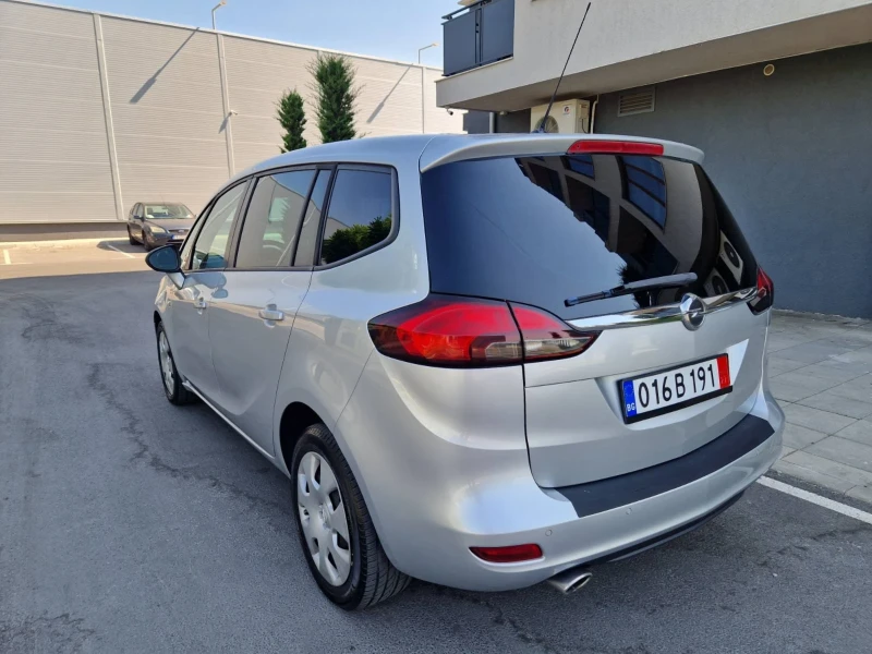 Opel Zafira 2.0 / АВТОМАТИК , снимка 4 - Автомобили и джипове - 43329159