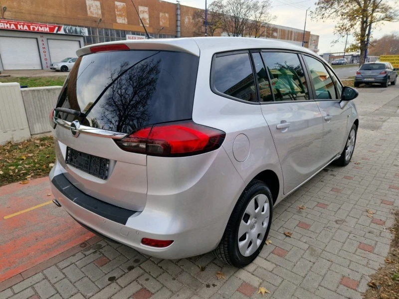 Opel Zafira 2.0 / АВТОМАТИК , снимка 4 - Автомобили и джипове - 43329159