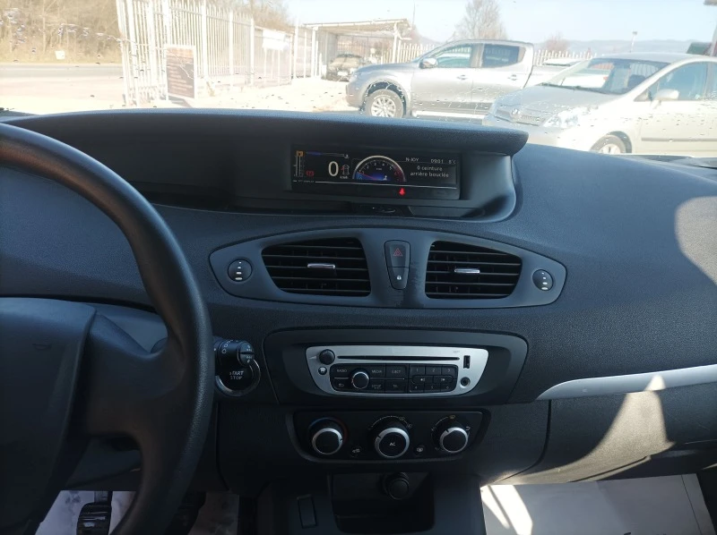 Renault Scenic 1.6 BENZIN/EURO 5B-ЛИЗИНГ, снимка 14 - Автомобили и джипове - 44335994