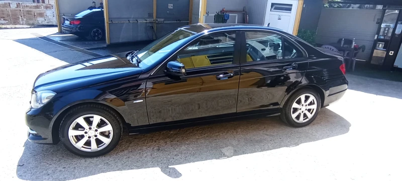 Mercedes-Benz C 200, снимка 3 - Автомобили и джипове - 46850880