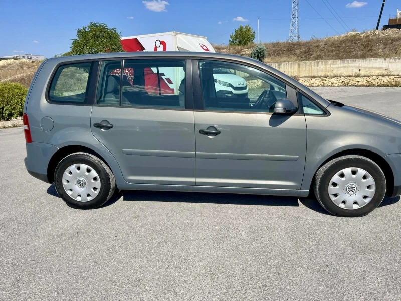 VW Touran 1.9TDI 105k TOP, снимка 5 - Автомобили и джипове - 47336486