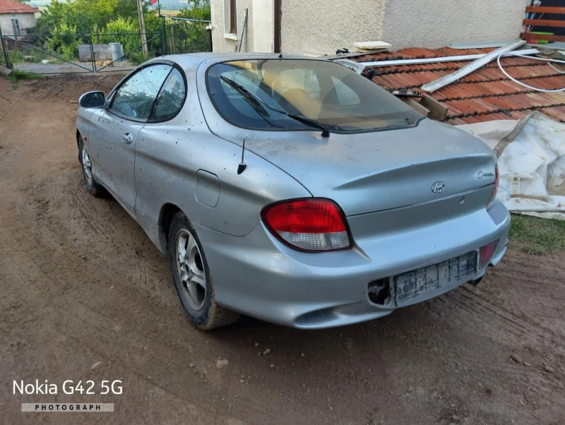 Hyundai Coupe 1.6i, снимка 4 - Автомобили и джипове - 48216919