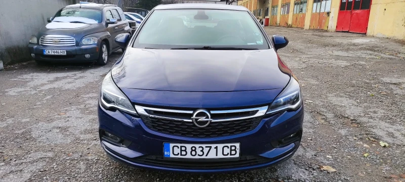 Opel Astra 1.6 CDTI, снимка 2 - Автомобили и джипове - 49019136