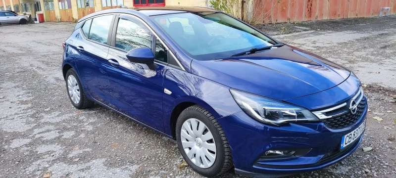 Opel Astra 1.6 CDTI, снимка 3 - Автомобили и джипове - 49019136