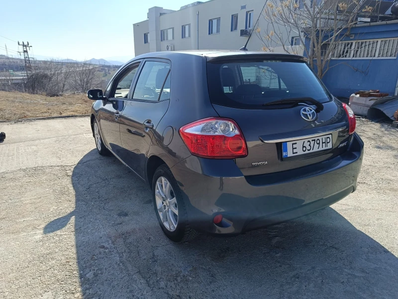 Toyota Auris 1.4d, снимка 6 - Автомобили и джипове - 49121174