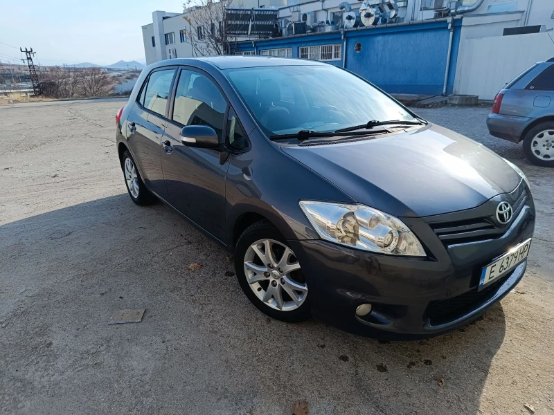 Toyota Auris 1.4d, снимка 4 - Автомобили и джипове - 49121174