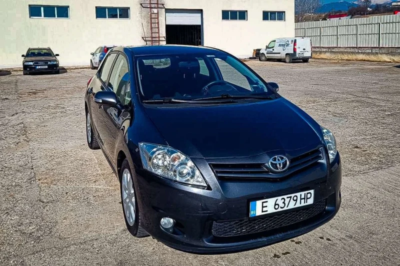 Toyota Auris 1.4d, снимка 2 - Автомобили и джипове - 49121174