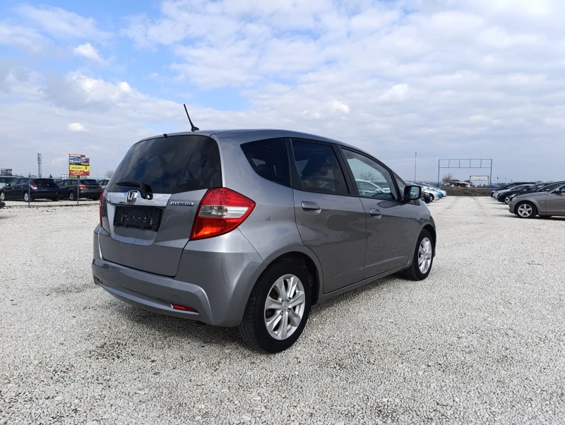 Honda Jazz 1.4 хибрид!Facelift!Автомат!Панорама!Печка!!!, снимка 4 - Автомобили и джипове - 49608048