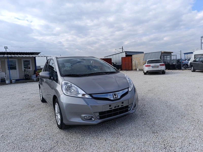 Honda Jazz 1.4 хибрид!Facelift!Автомат!Панорама!Печка!!!, снимка 2 - Автомобили и джипове - 49346631