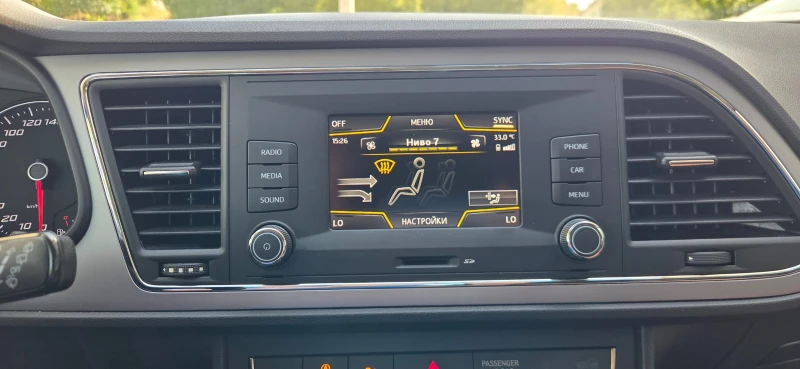 Seat Leon 73779км., снимка 16 - Автомобили и джипове - 51611823