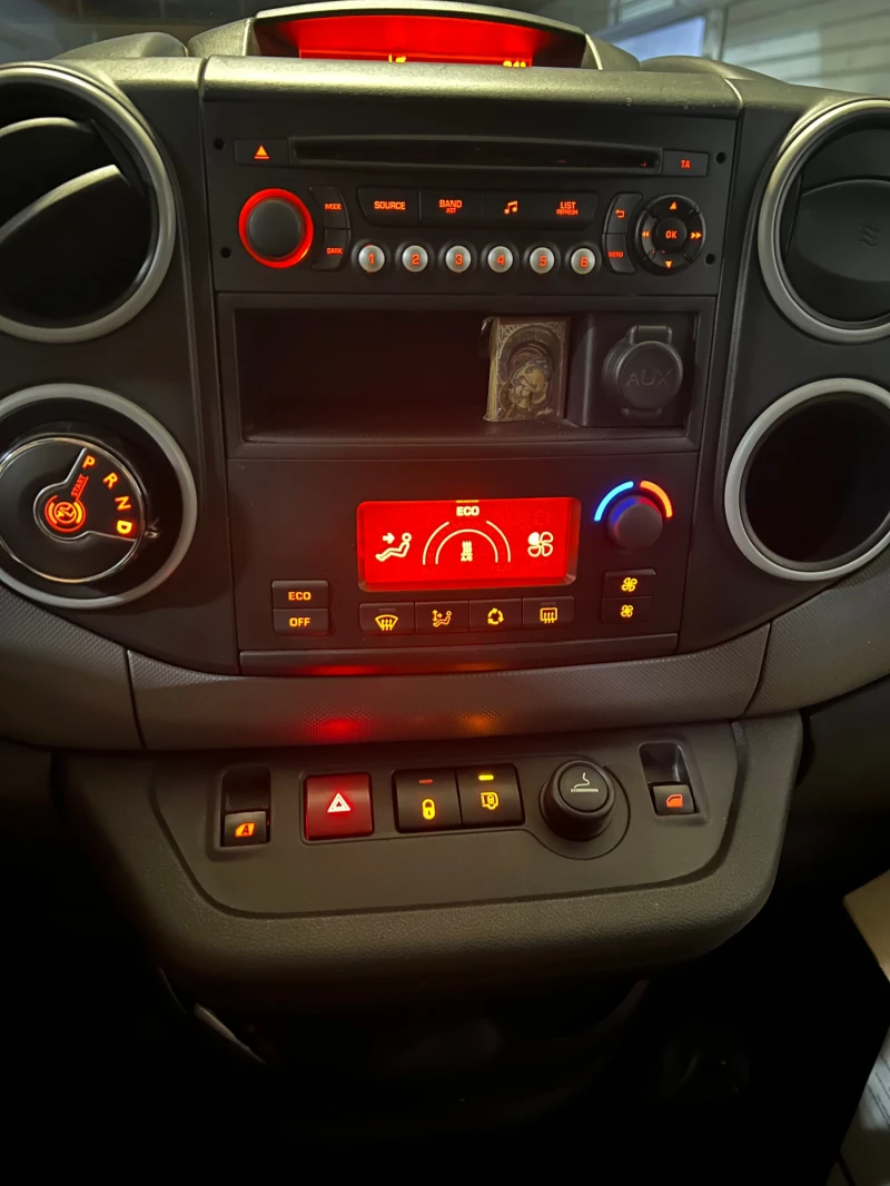 Peugeot Partner Galicia EV, снимка 10 - Автомобили и джипове - 52408542