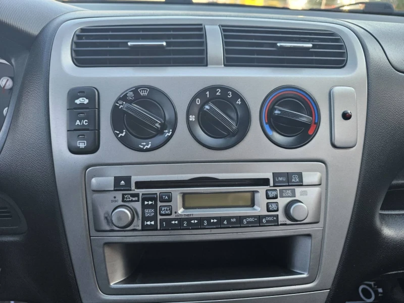 Honda Civic 1.4i/ 90 к.с./165000 км/ ЕURO 4/ КЛИМАТИК, снимка 16 - Автомобили и джипове - 52427943