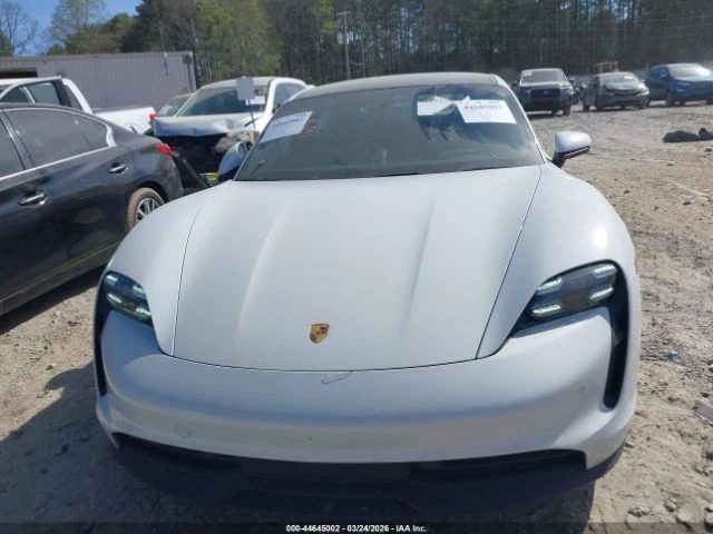 Porsche Taycan 4S, снимка 2 - Автомобили и джипове - 54156944