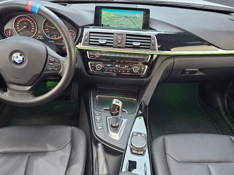 BMW 320 d, снимка 7 - Автомобили и джипове - 54592495