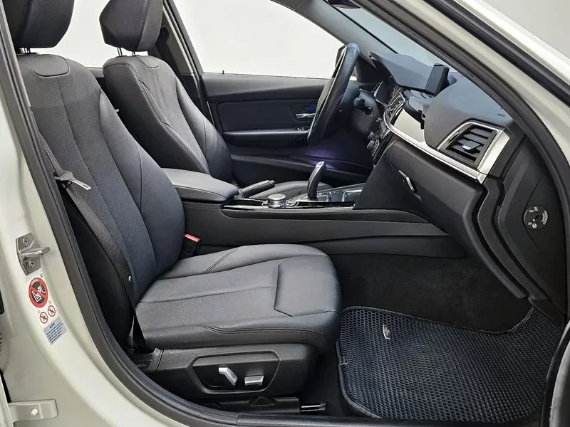 BMW 320 d, снимка 11 - Автомобили и джипове - 54592495
