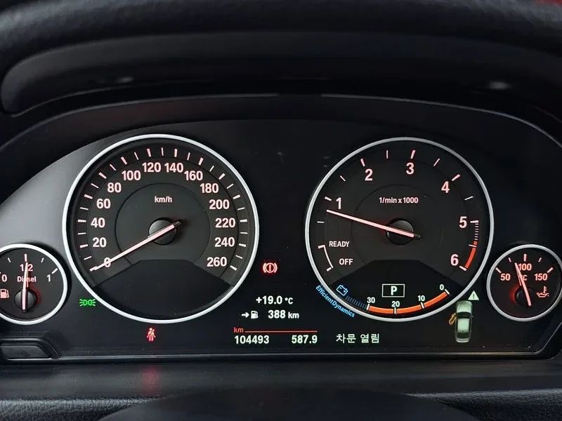 BMW 320 d, снимка 8 - Автомобили и джипове - 54592495