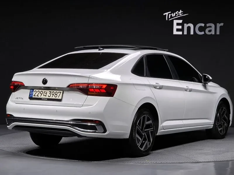 VW Jetta 1.5 TSI PRESTIGE, снимка 2 - Автомобили и джипове - 55561690