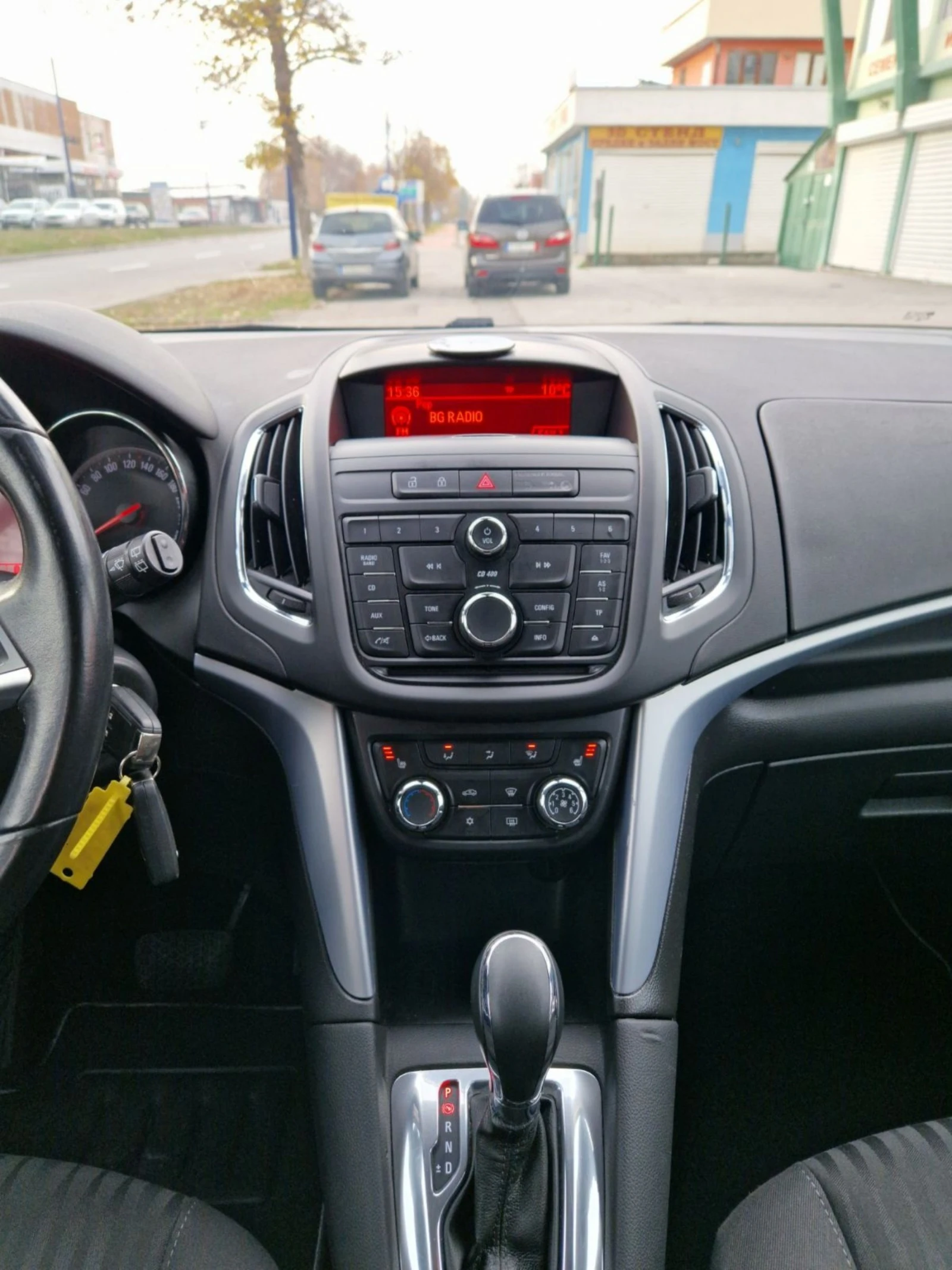 Opel Zafira 2.0 / АВТОМАТИК  - изображение 6