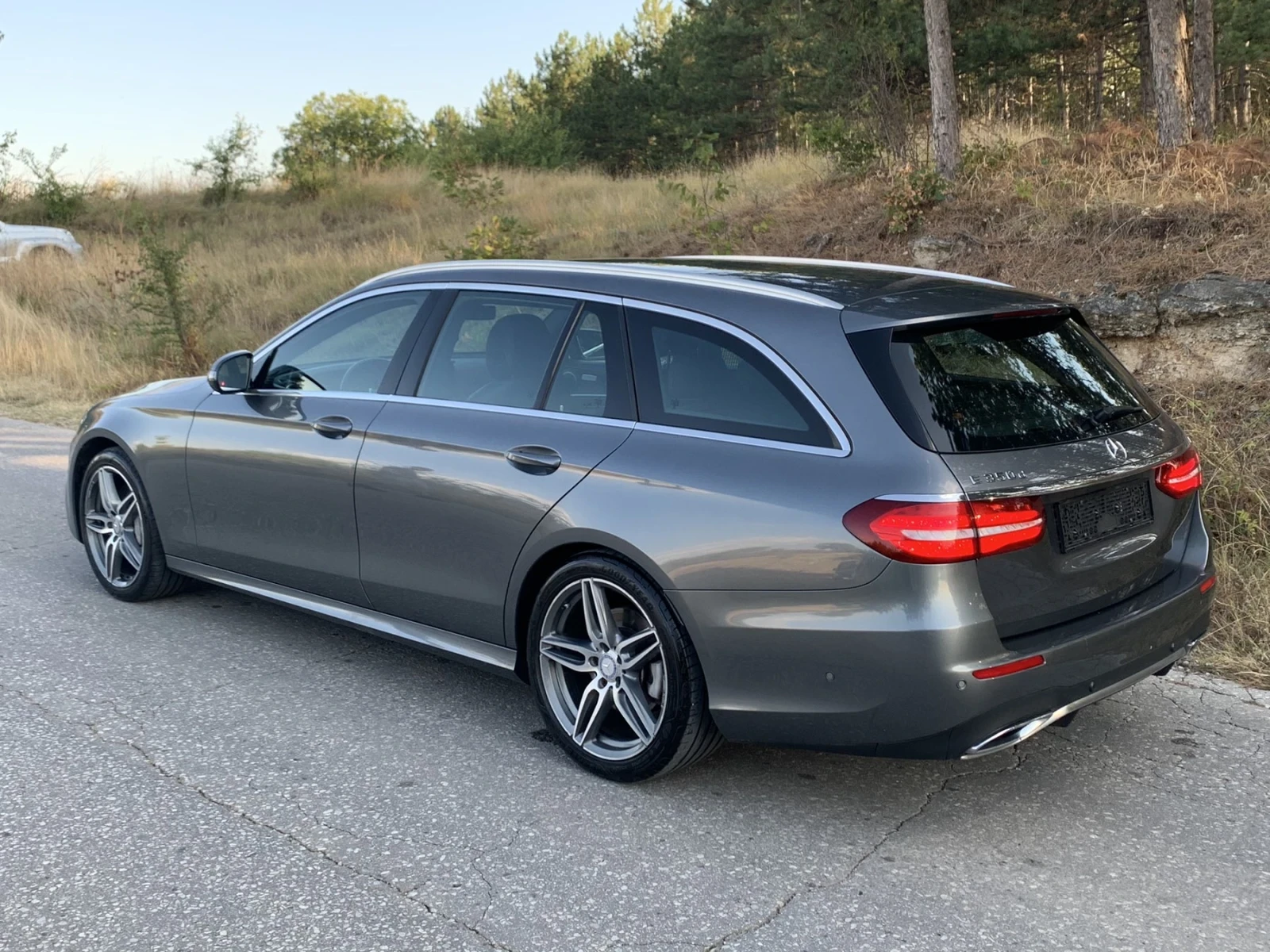 Mercedes-Benz E 350 Premium Plus Multibeam LED Head-Up - изображение 4