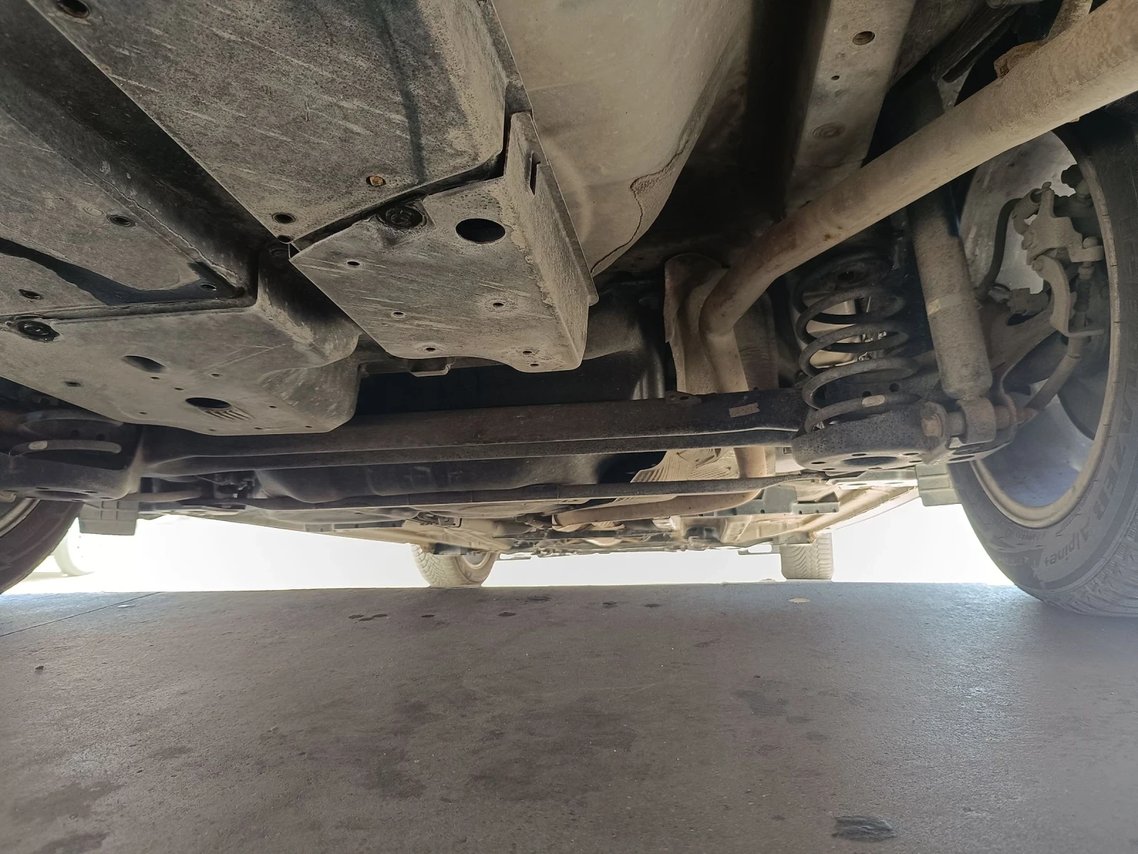 Toyota Auris 1.4d - изображение 9