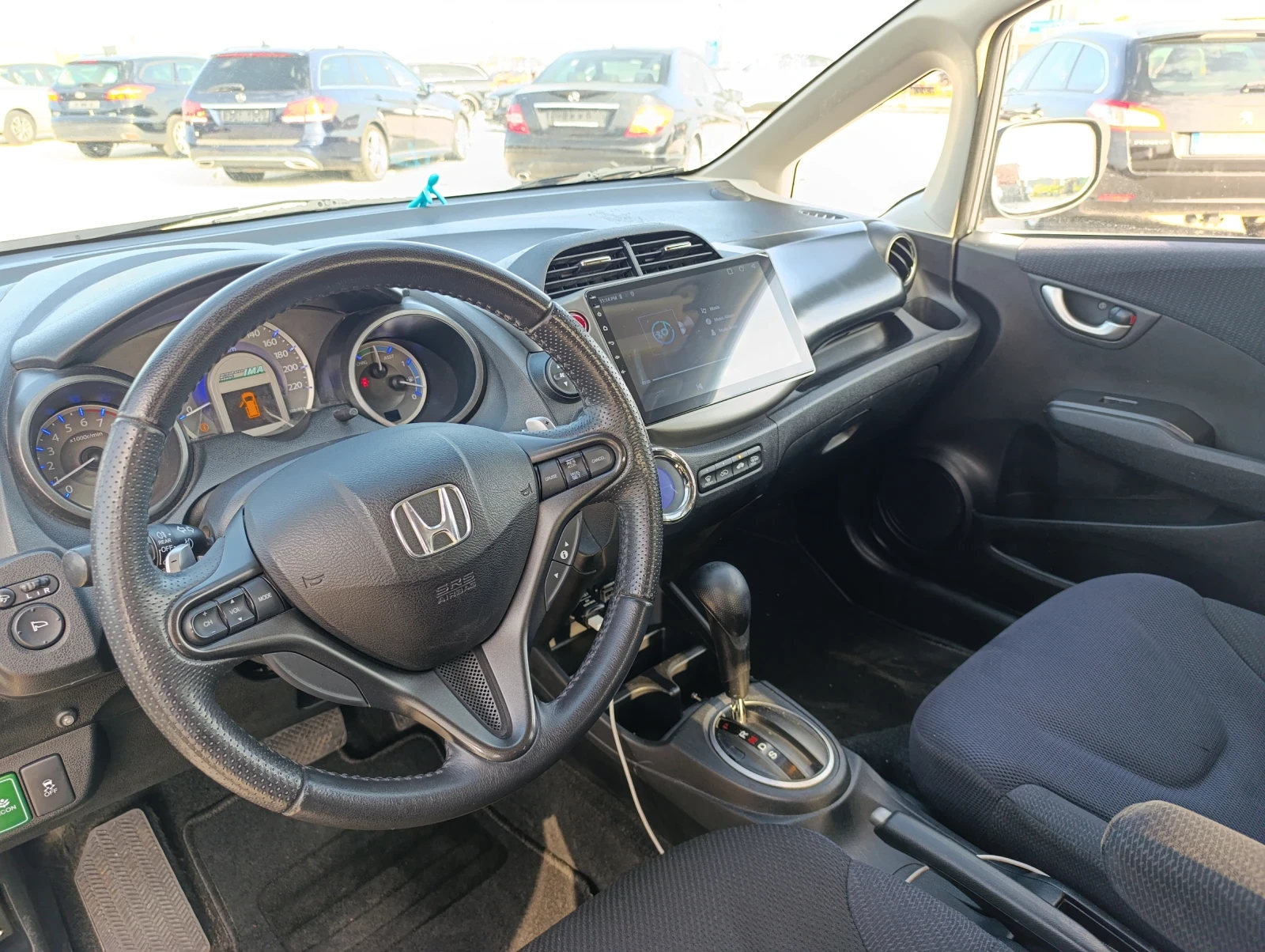 Honda Jazz 1.4 хибрид!Навигация!Автомат!Панорама!facelift!!!! - изображение 9