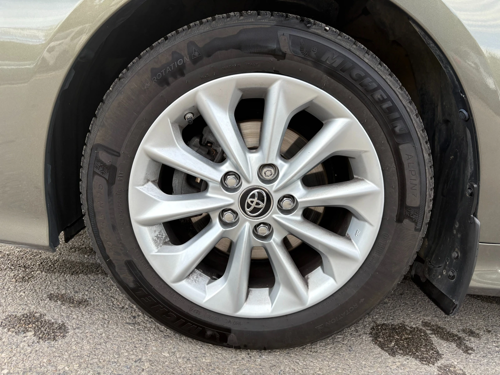 Toyota Corolla 1.6 6MT Executive Plus | Mobile.bg   12