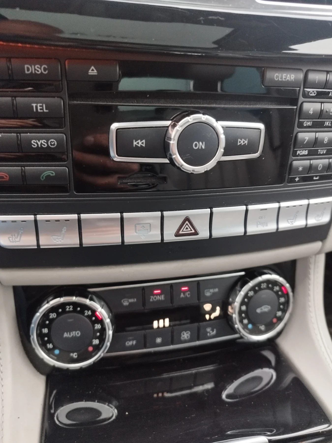 Mercedes-Benz CLS 350 177560 км | Mobile.bg — изображение 16