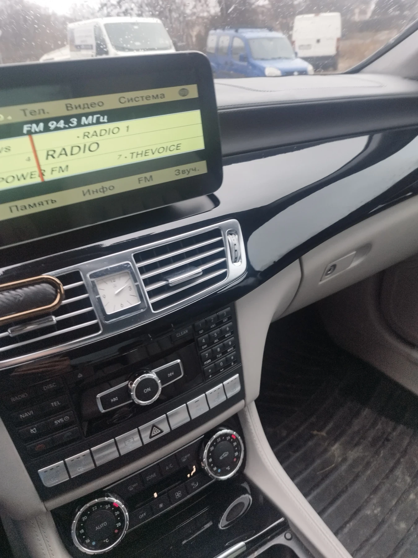Mercedes-Benz CLS 350 177560 км | Mobile.bg — изображение 12