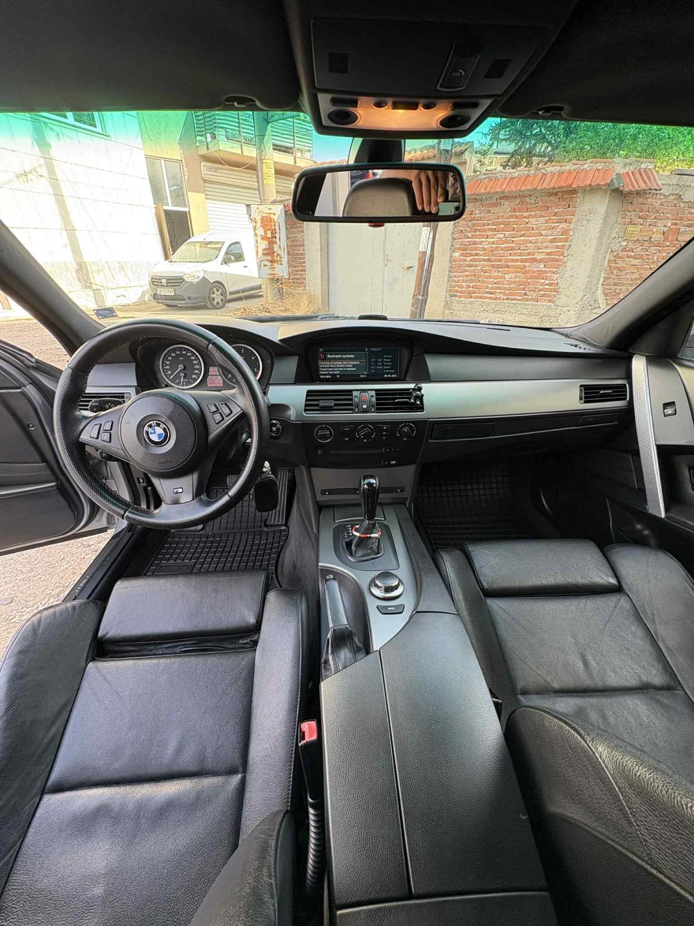 BMW 520  - изображение 9