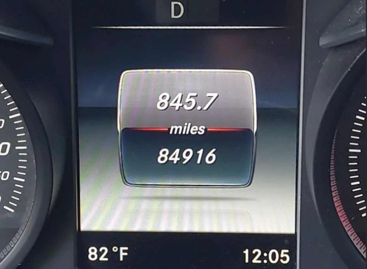 Mercedes-Benz C 300  - изображение 8