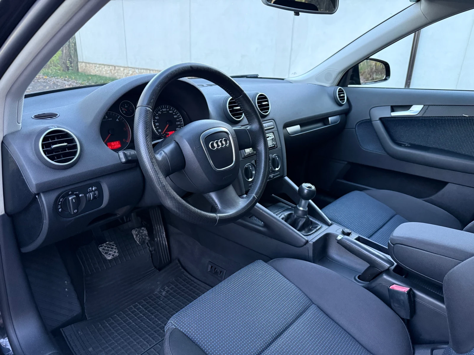 Audi A3 Sportback* 1.9TDI* 105 - изображение 8