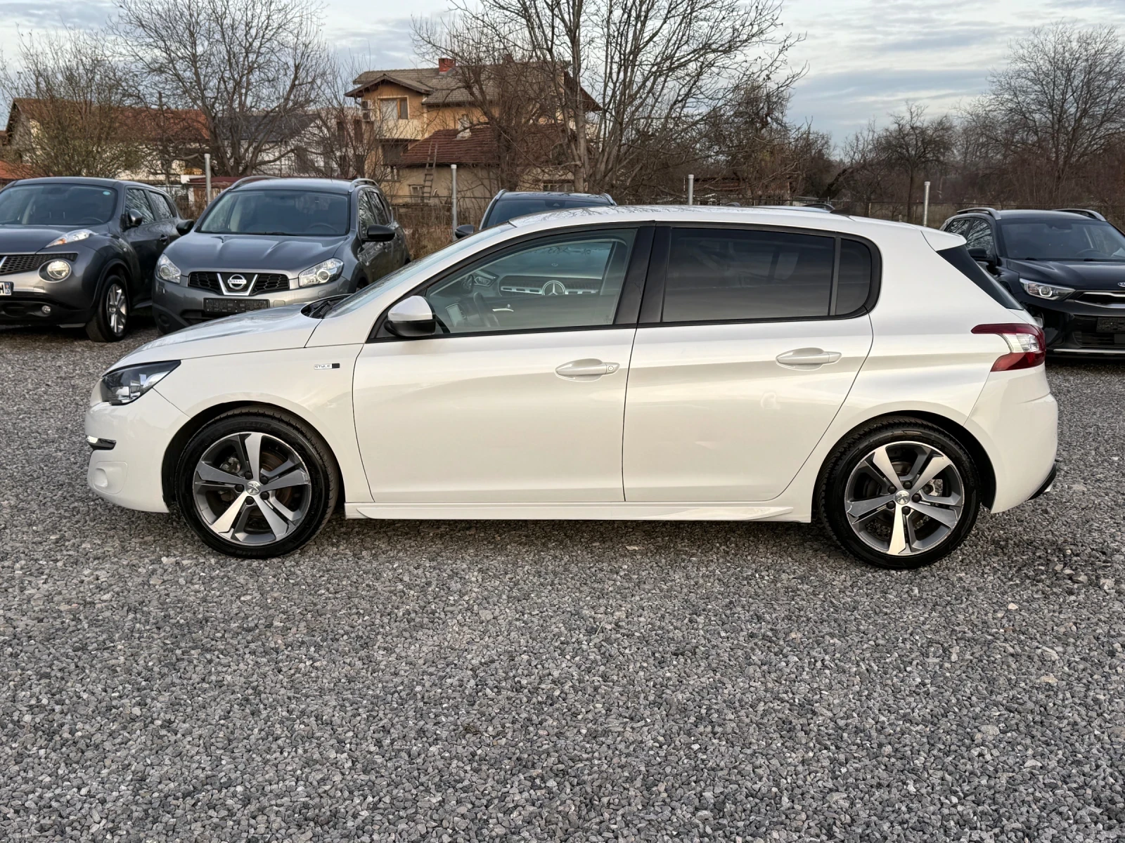 Peugeot 308 STYLE GT 1.2i PureTech(110 кс)2017г. 112000km.EU6 - изображение 4