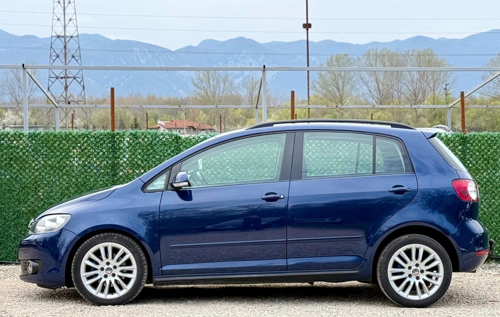 VW Golf Plus 1.6TDi FACELIFT, снимка 4 - Автомобили и джипове - 53101290