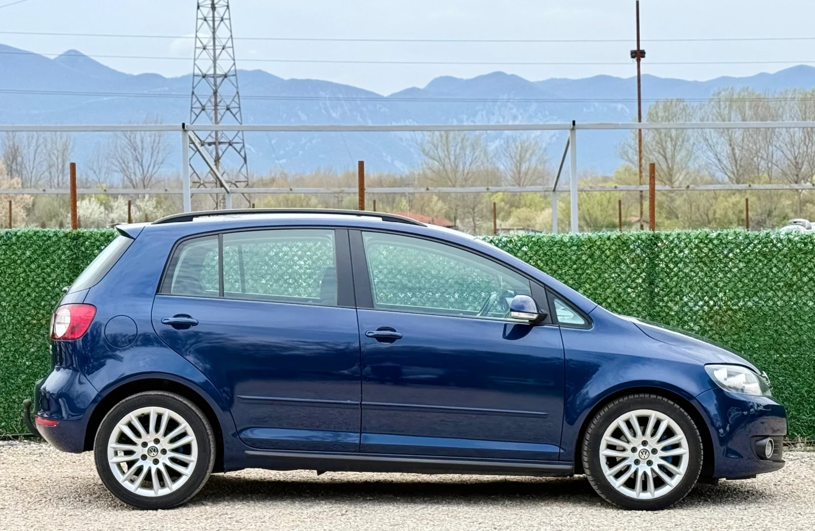 VW Golf Plus 1.6TDi FACELIFT, снимка 8 - Автомобили и джипове - 53101290