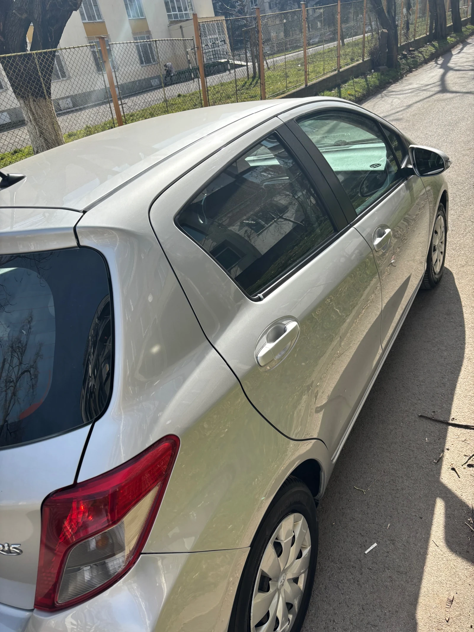 Toyota Yaris 1.0 EURO 5B | Mobile.bg � ����������� 8