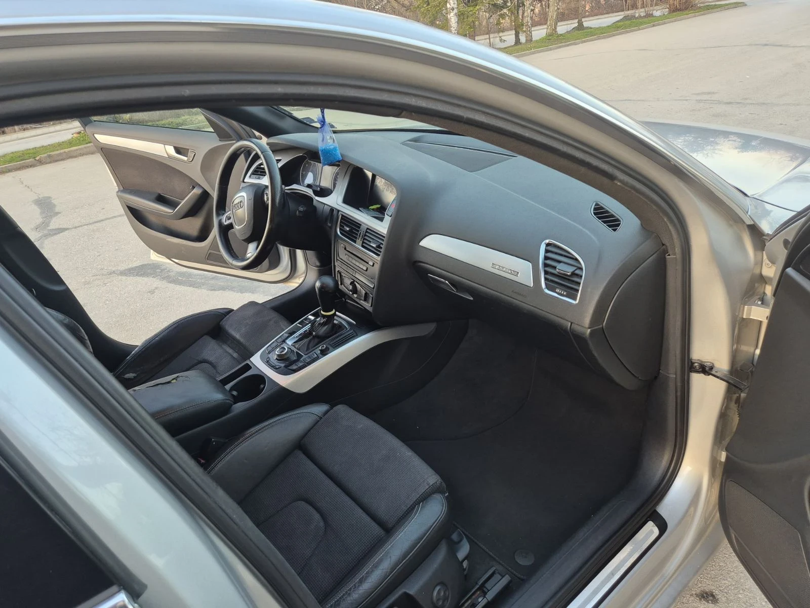 Audi A4, снимка 8 - Автомобили и джипове - 53830071