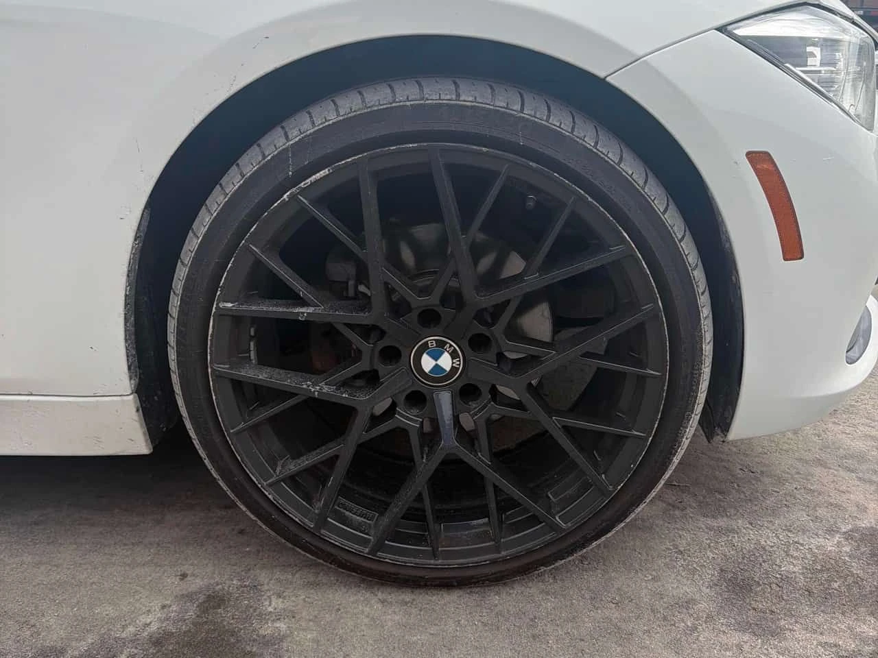 BMW 330 i xDrive/CARFAX/ШИБИДАХ/ПОДГРЕВИ, снимка 6 - Автомобили и джипове - 53906789