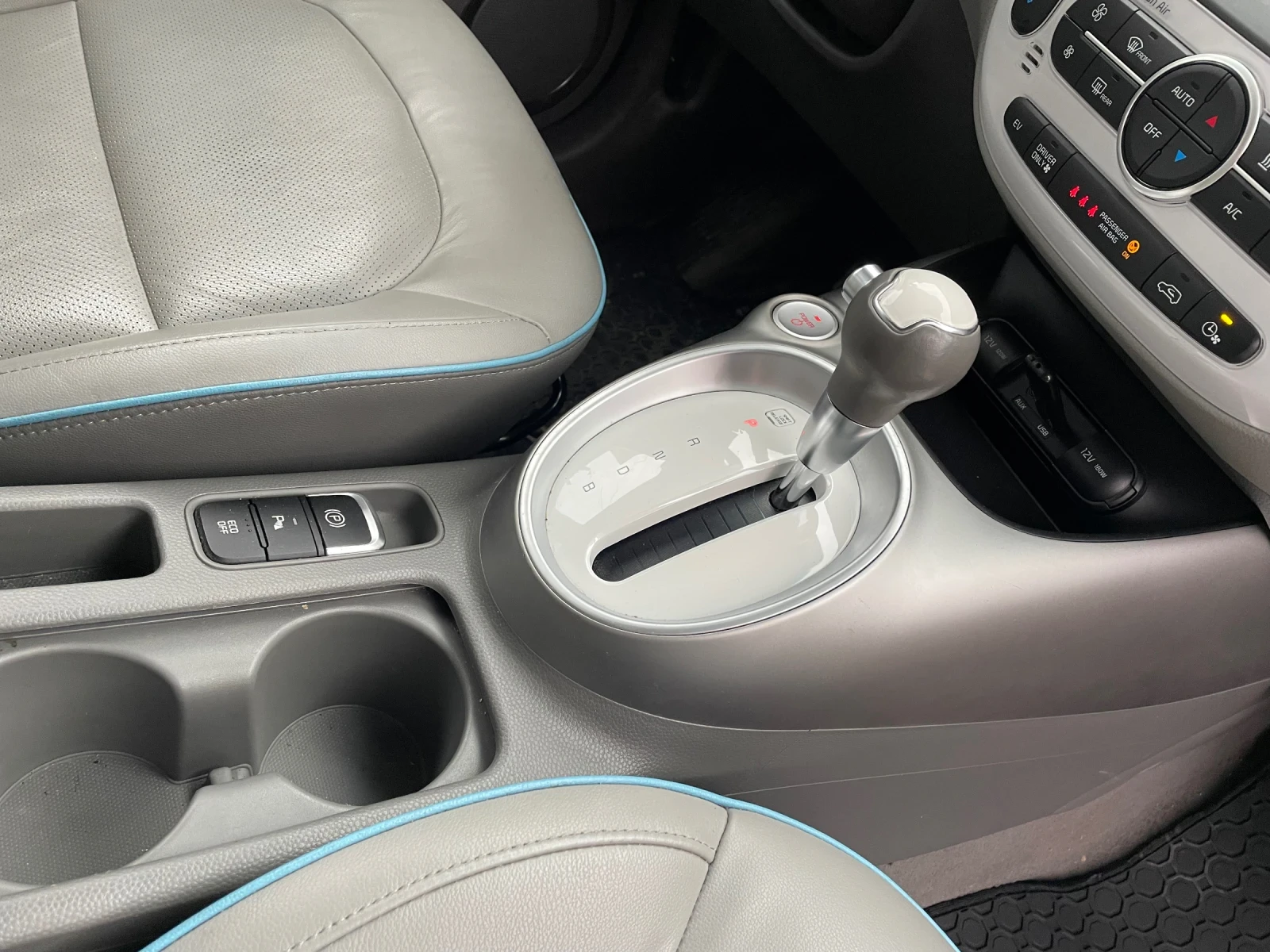 Kia Soul, снимка 7 - Автомобили и джипове - 54070903