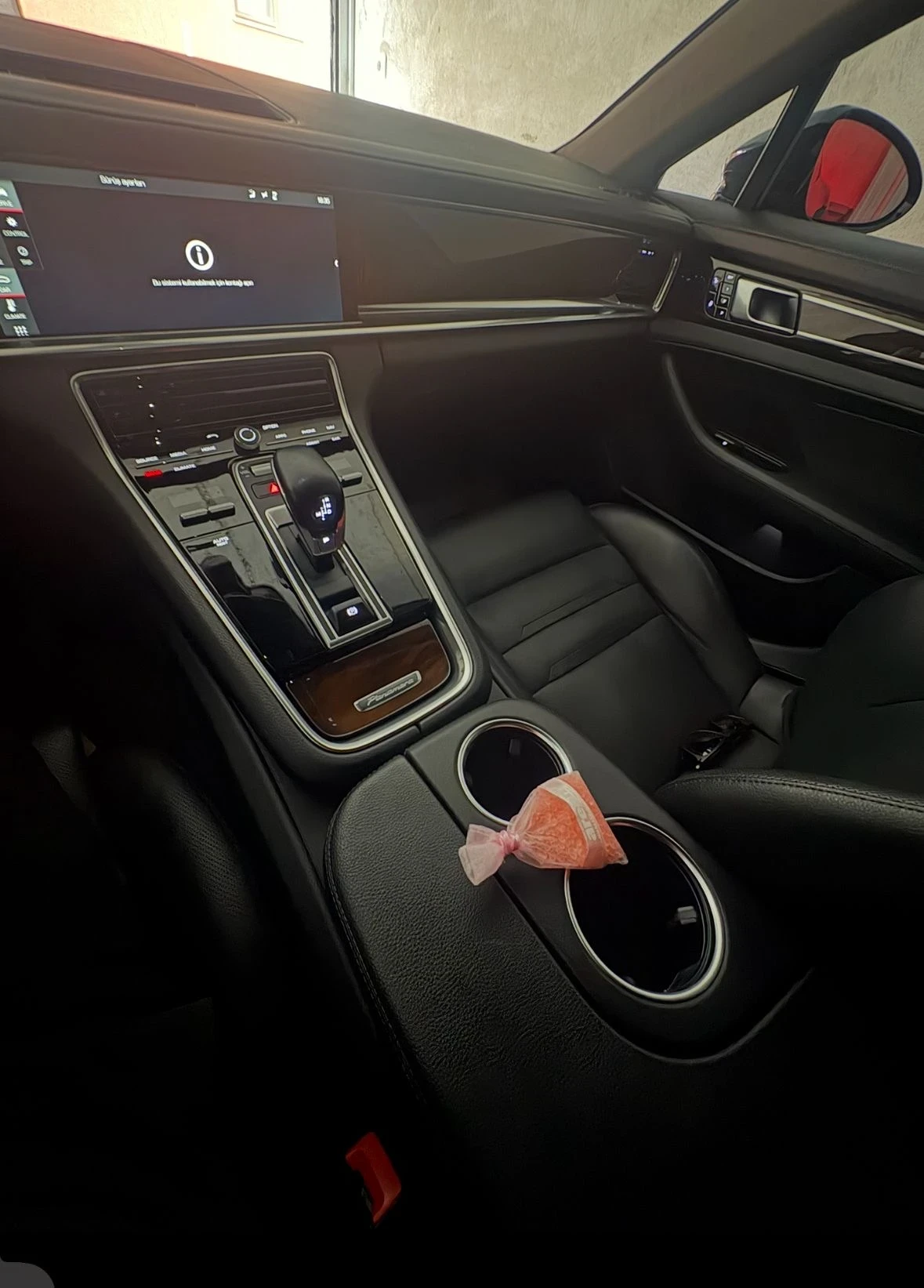 Porsche Panamera Porsche Panamera , снимка 8 - Автомобили и джипове - 54335068