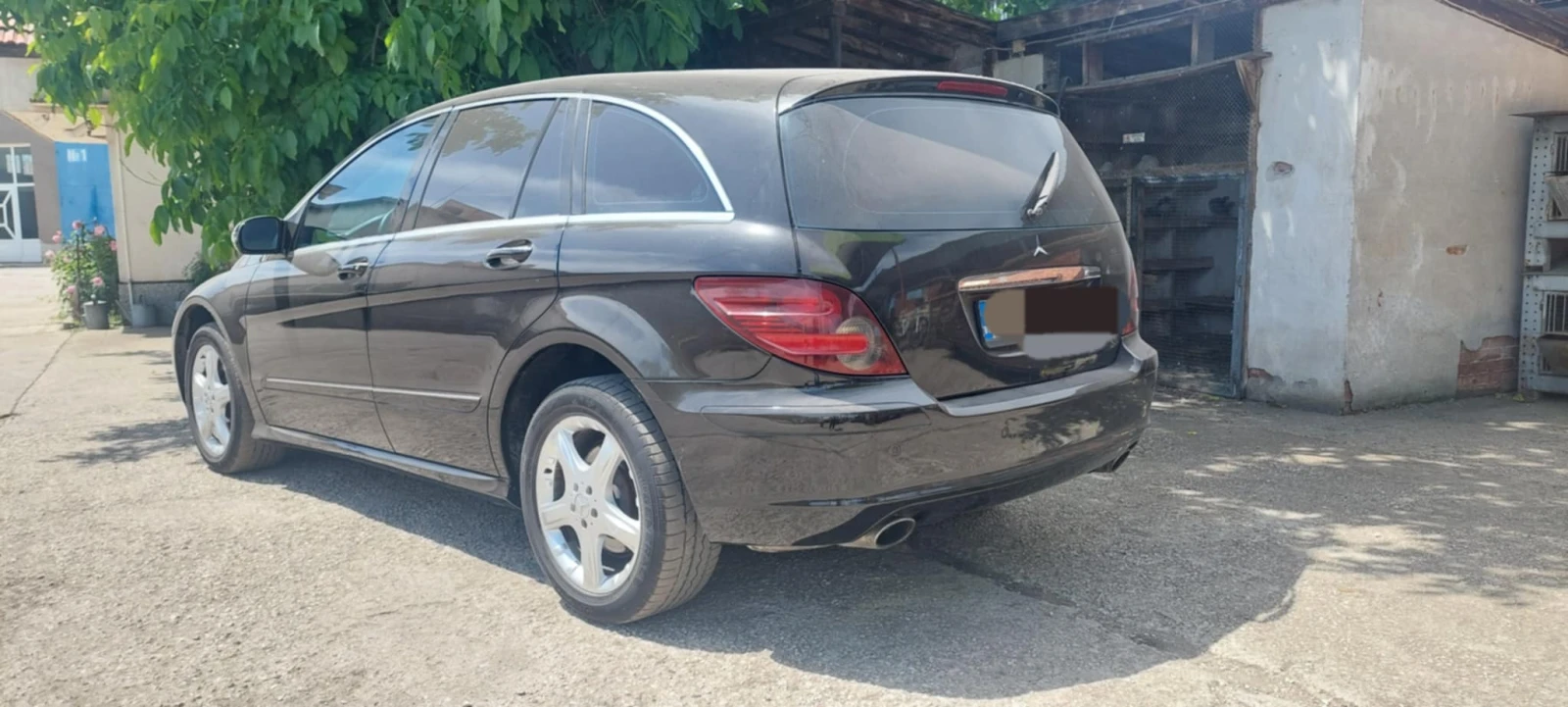 Mercedes-Benz R 320