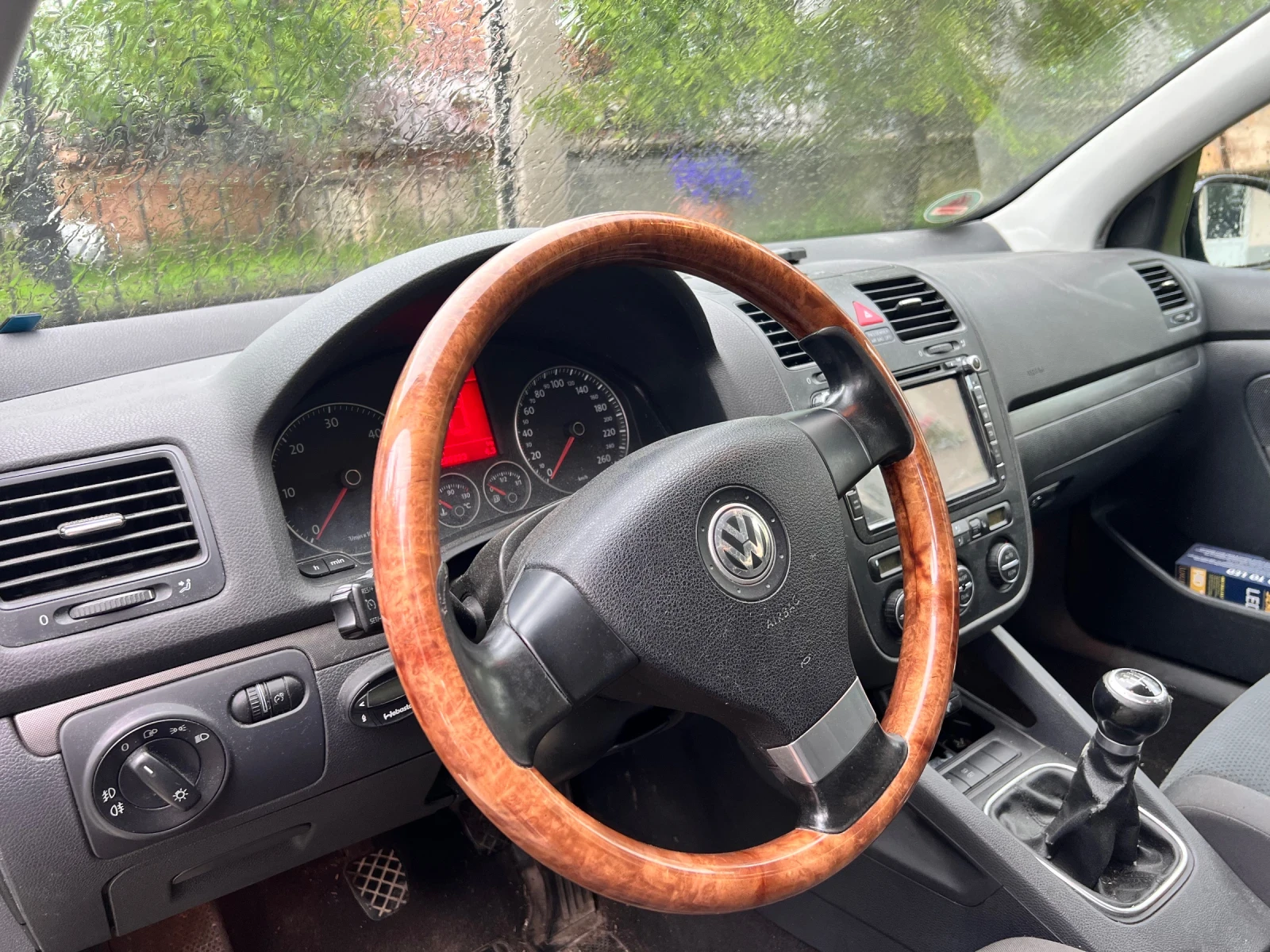 VW Golf 2.0TDI 4Motion, снимка 9 - Автомобили и джипове - 54645247