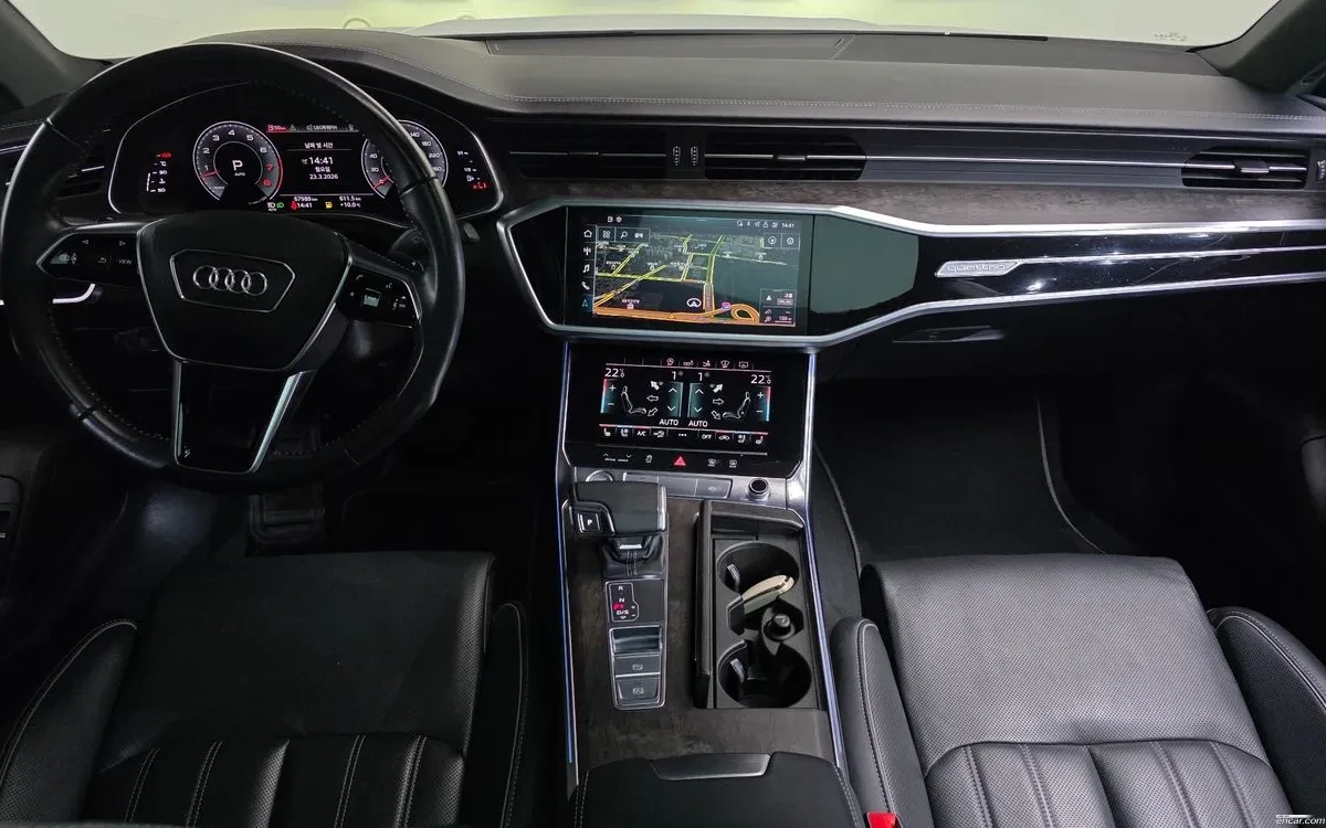 Audi A7 55 TFSI * Heads Up * 360* Digital Display, снимка 7 - Автомобили и джипове - 54682500