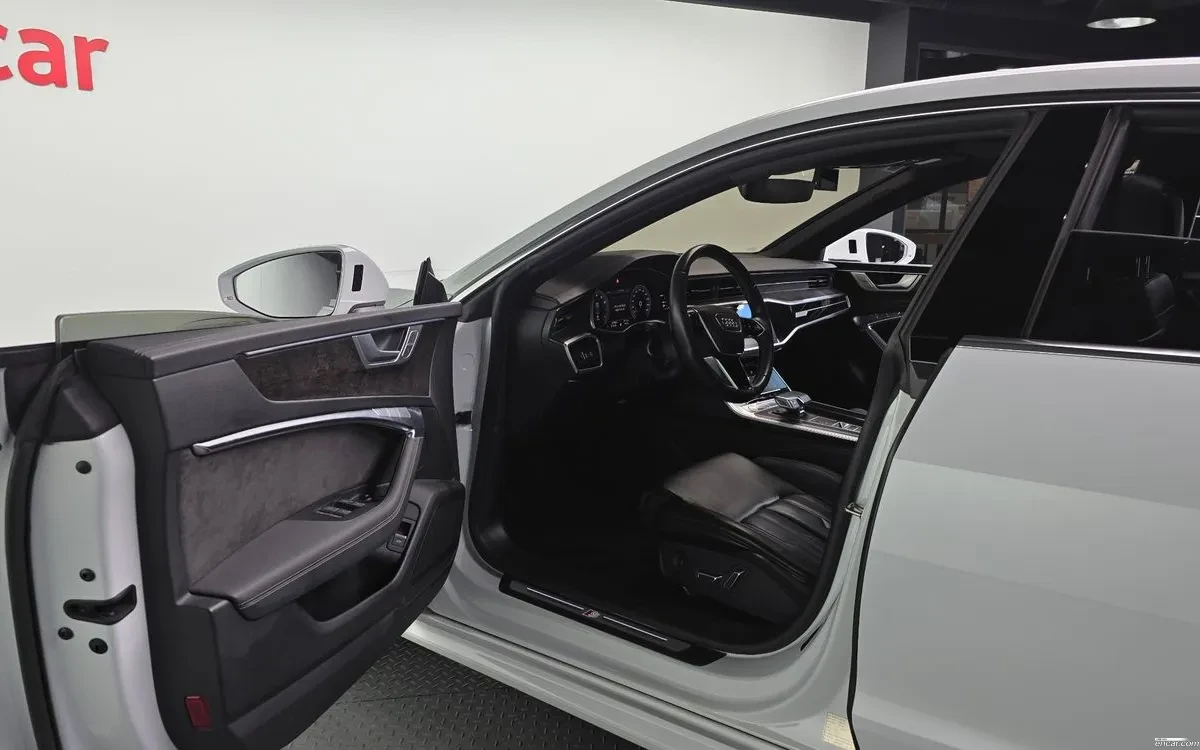 Audi A7 55 TFSI * Heads Up * 360* Digital Display, снимка 10 - Автомобили и джипове - 54682500